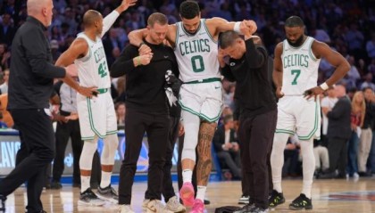 开云官网-跟腱断裂令塔图姆心碎：我一度怀疑自己还能否打球