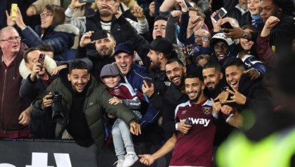 【联赛杯】曼城点球被西汉姆联淘汰 利物浦热刺晋级