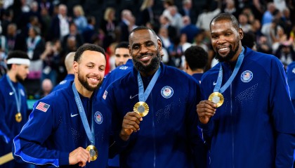 开云下载-杨毅团队：詹杜库退役后没人能达到那种热度 但联盟门面还是有的