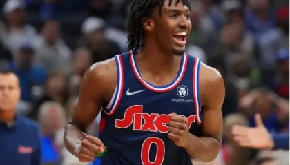 开云体育下载-狂轰50分直指全明星！哈登离队马克西成最大受益者